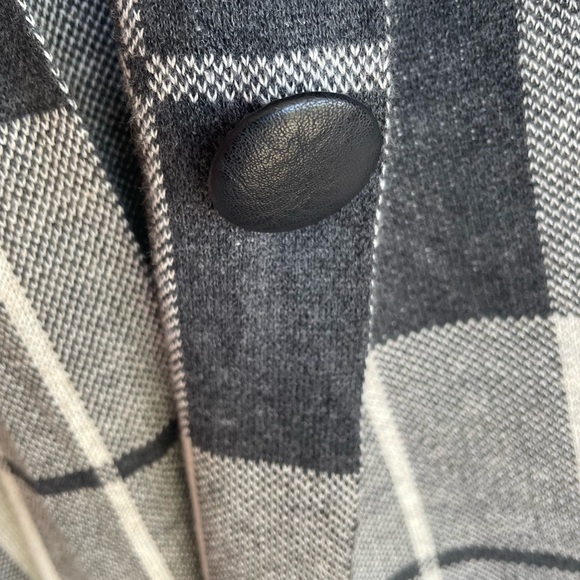 Light Weight Poncho Style Wrap in Shades of Gray Plaid - Picture 11 of 14